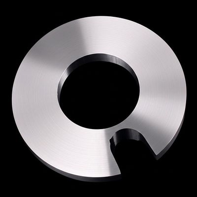 چاقوی برش دایره ای با شیار موقعیت یابی برای برش قطعات قطب باتری، تیغه های صنعتی برای صنعت باتری