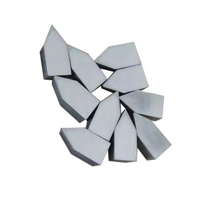 اندازه سفارشی مقاومت بالا به فرسایش Tungsten Carbide Brazed Tips با مشخصات آلیاژ YG6 YG6X YG8 YG9C YG11C YG13C