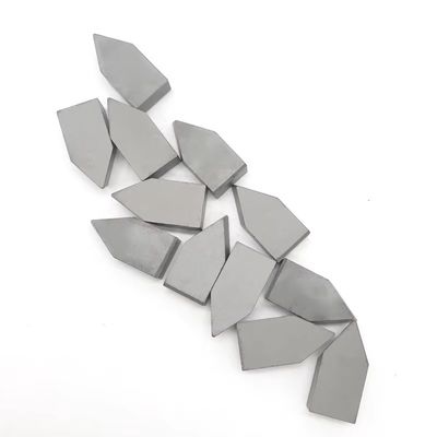 اندازه سفارشی مقاومت بالا به فرسایش Tungsten Carbide Brazed Tips با مشخصات آلیاژ YG6 YG6X YG8 YG9C YG11C YG13C